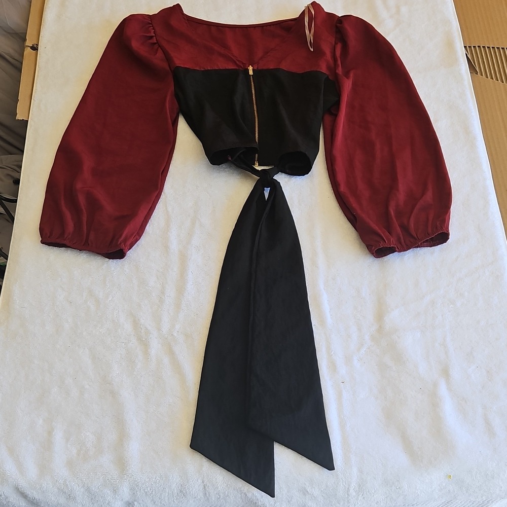 LINE 6IX Red Black Square‎ Neck Balloon Sleeve Zipper Tie Front Cropped Blouse S
